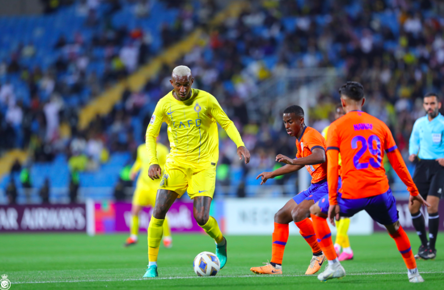 里程碑夜！北京首钢手感冰凉；亚冠转会期刷纪录；气氛紧张；更衣室氛围转暖的简单介绍-9九游体育下载