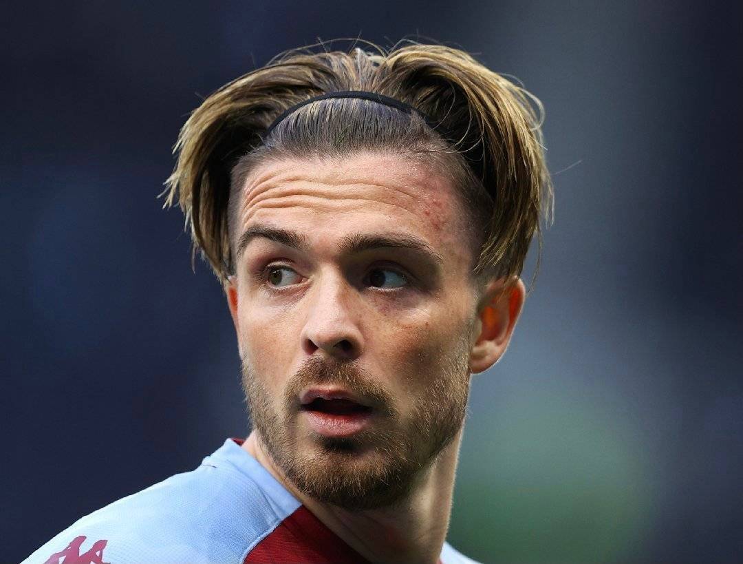 包含阿斯顿维拉迎社区盾关键赛，今夜刷新队史纪录，赛场秩序良好，控场能力受关注的词条-9九游在线娱乐