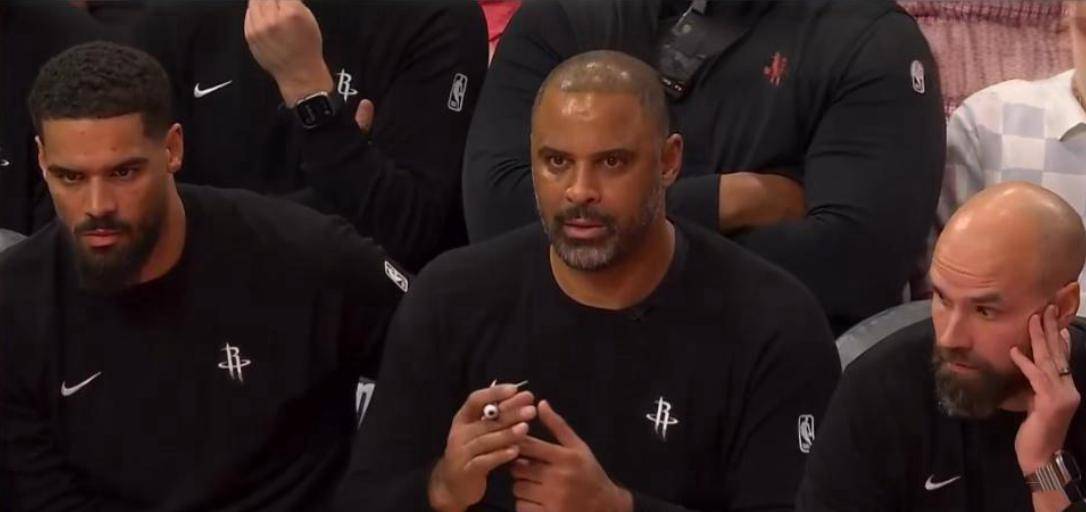 九游平台登录入口 -切尔西训练开放日，赛后手感冰凉引欢呼，NBA季后赛在即，细节决定成败的简单介绍